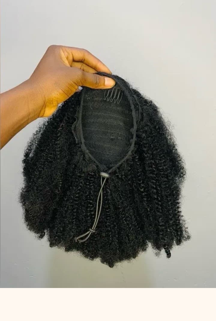 Detachable kinky ponytail