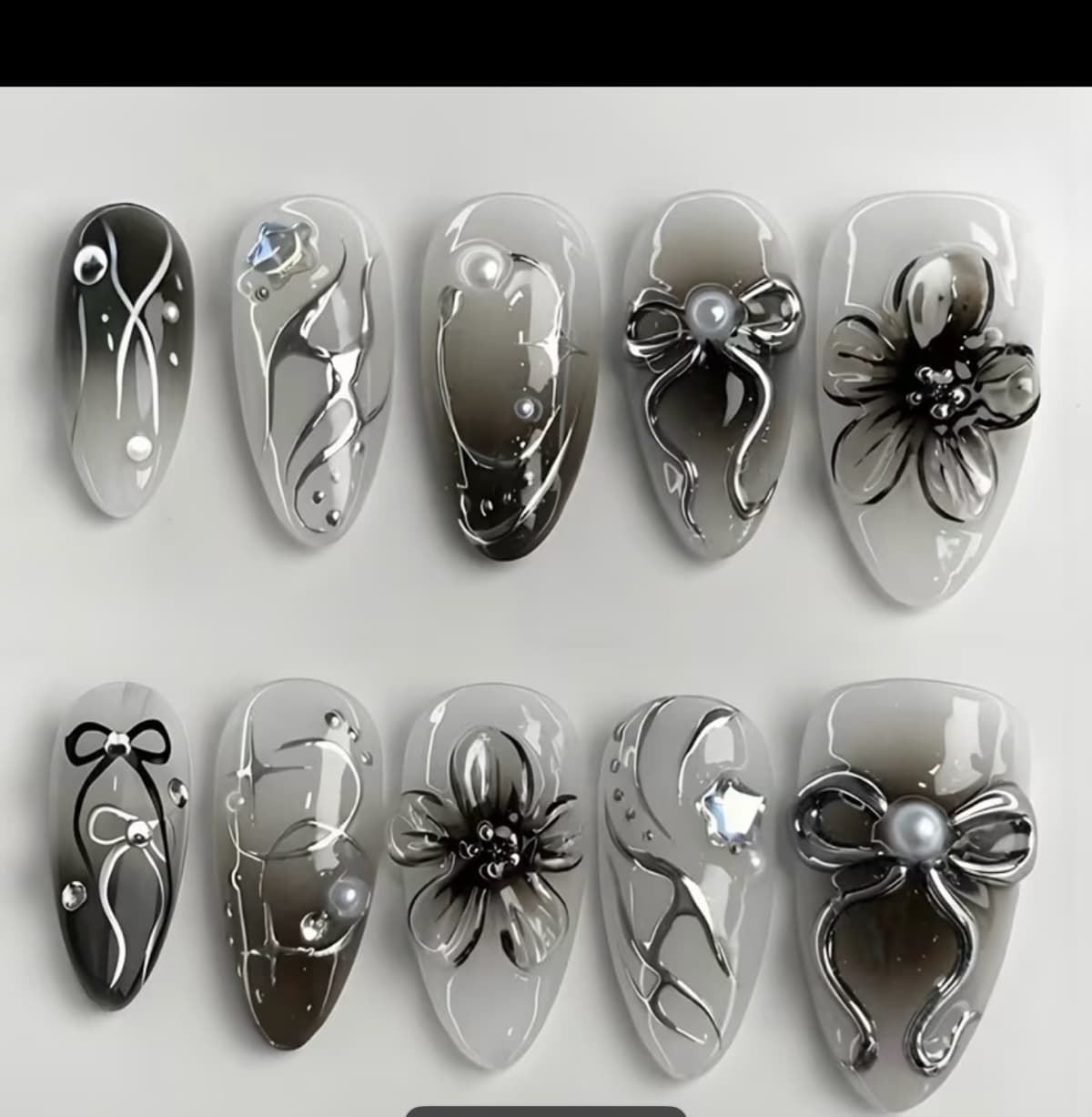 Stick on nails - Lola