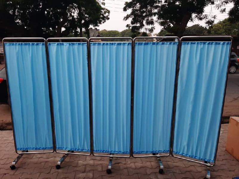 PRIVACY WARD SCREEN (5 FOLD)