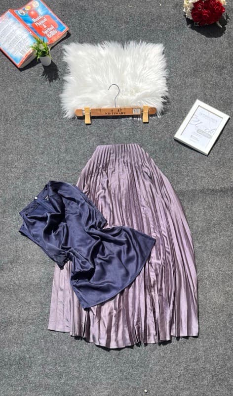 Halter neck top & pleated Skirt