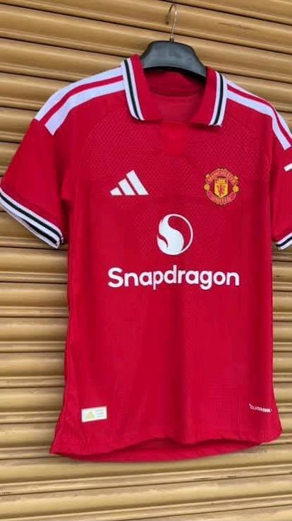 MAN UTD HOME KIT 26/27