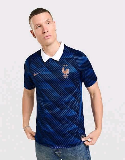 FRANCE HOME KIT 26
