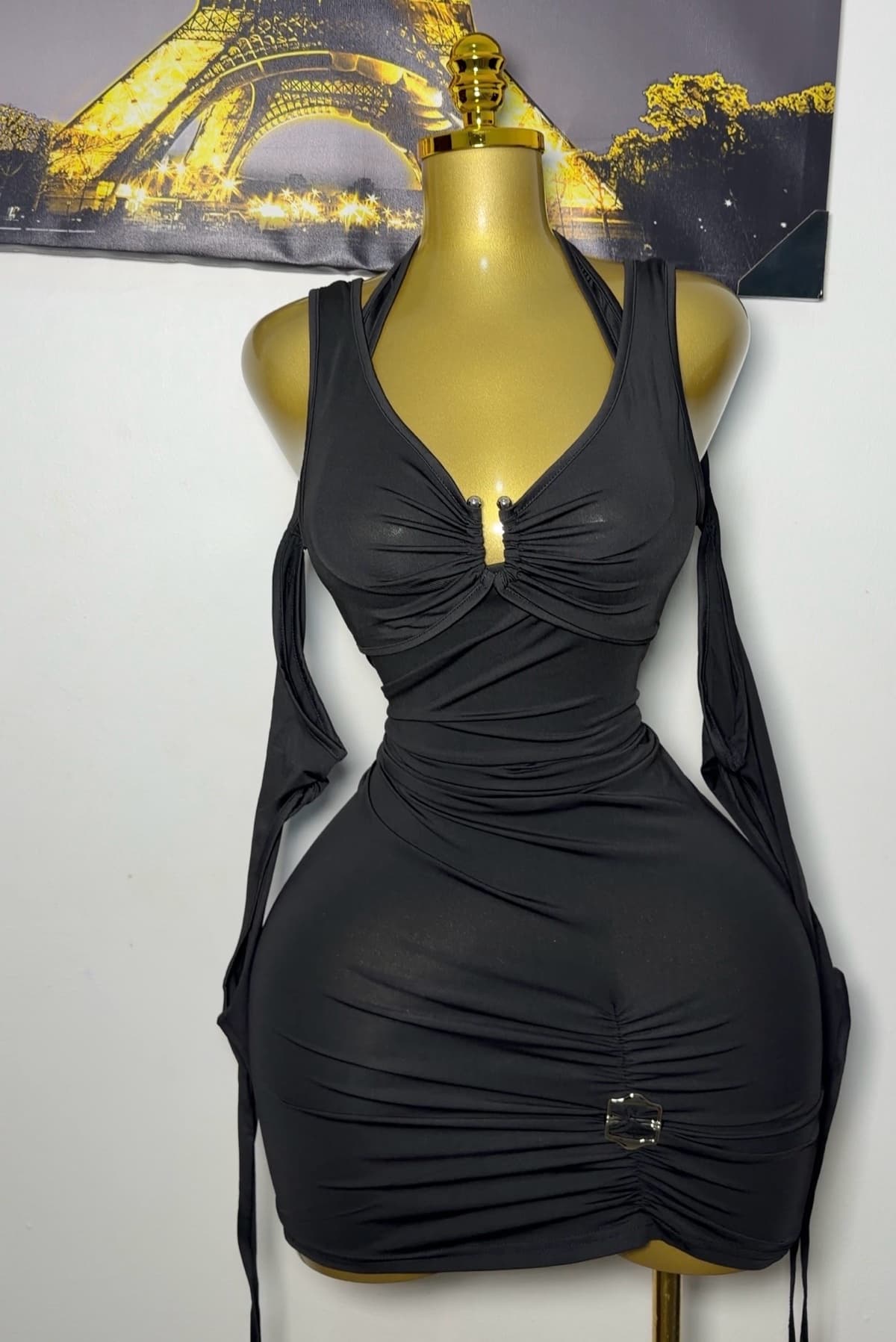 gown