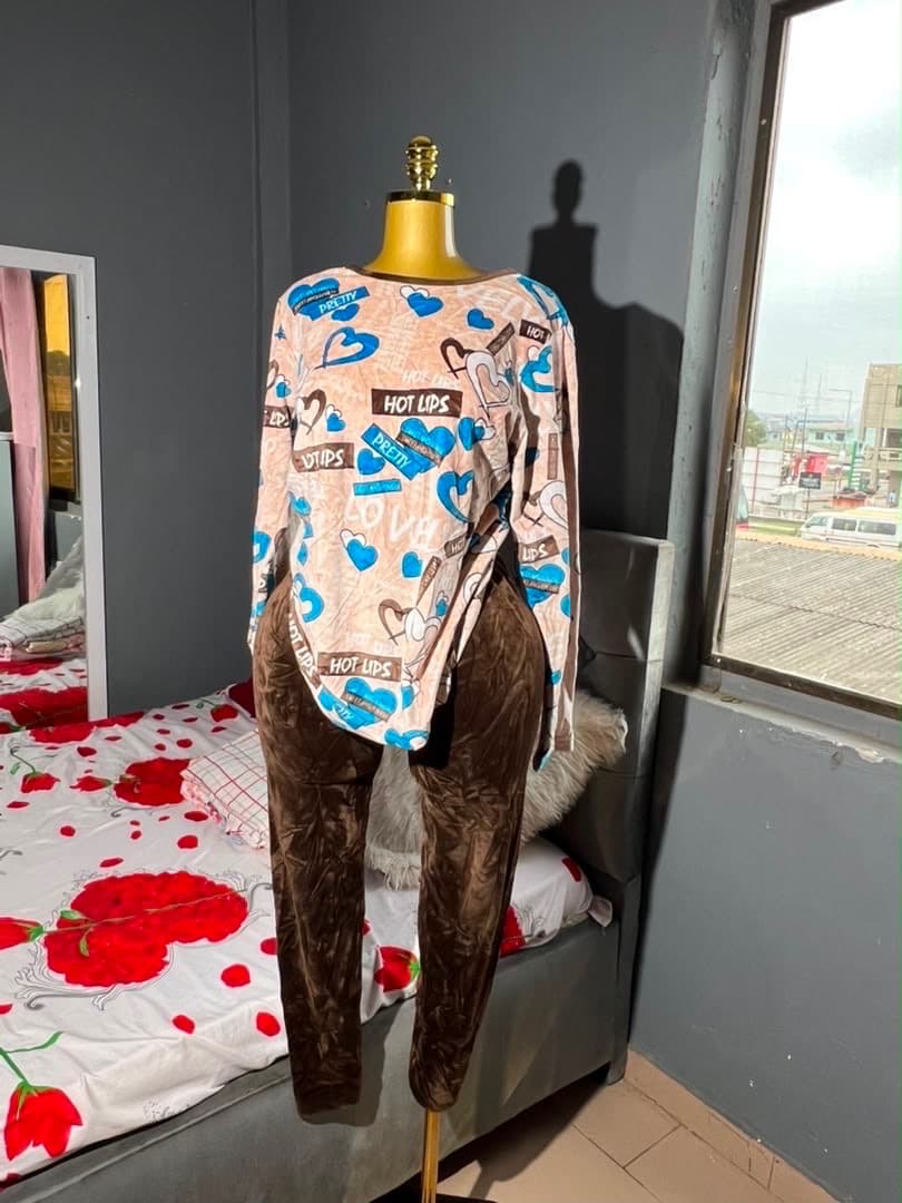 hot lips Pyjamas