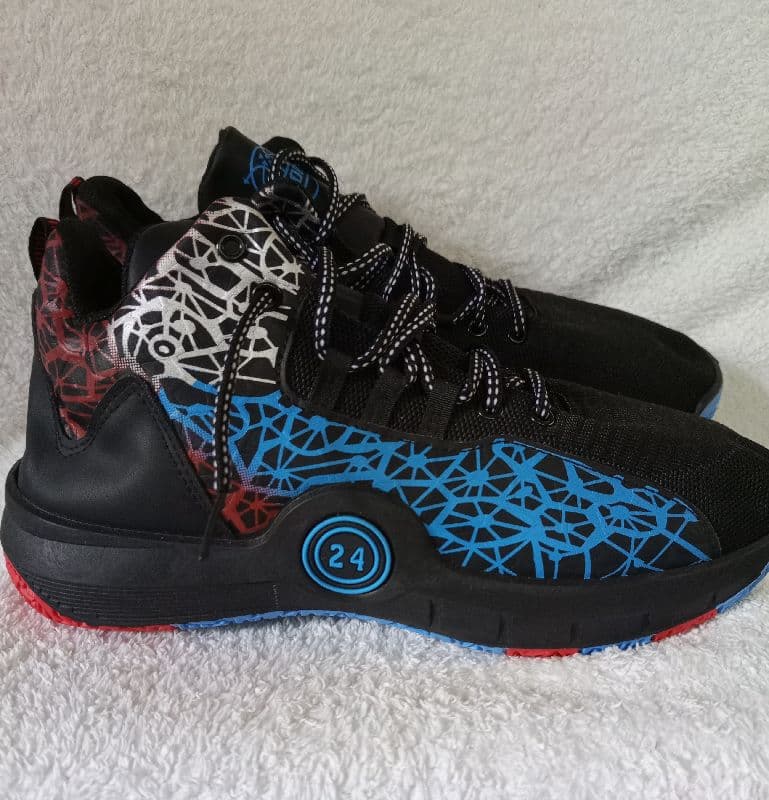 Sneaker - Size 45